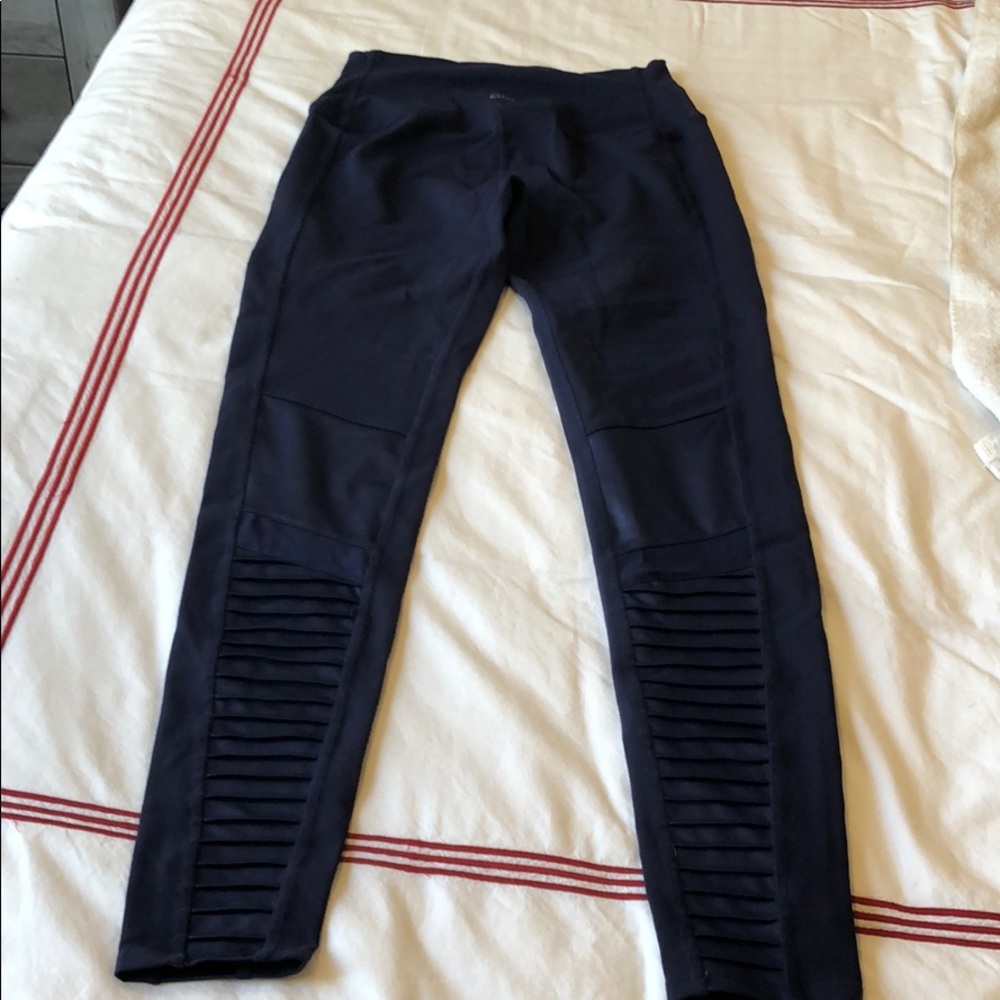 Alo Yoga high waisted moto leggings